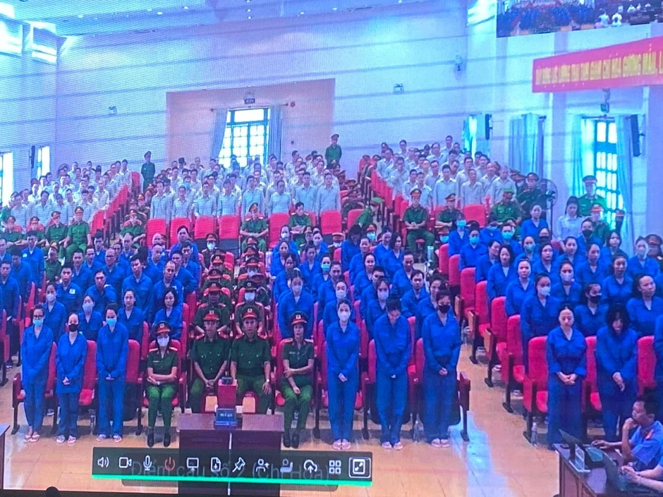 Đại án VN10: 9 bị cáo bị đề nghị án tử hình Đại án VN10: 9 bị cáo bị đề nghị án tử hình
