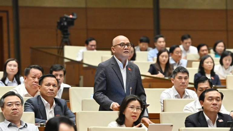 Đại biểu Quốc hội đề xuất gỡ “rào” tỷ lệ khen thưởng, tôn vinh giá trị thực Đại biểu Quốc hội đề xuất gỡ “rào” tỷ lệ khen thưởng, tôn vinh giá trị thực
