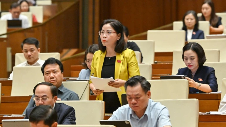 Đại biểu Quốc hội đề xuất gỡ “rào” tỷ lệ khen thưởng, tôn vinh giá trị thực Đại biểu Quốc hội đề xuất gỡ “rào” tỷ lệ khen thưởng, tôn vinh giá trị thực