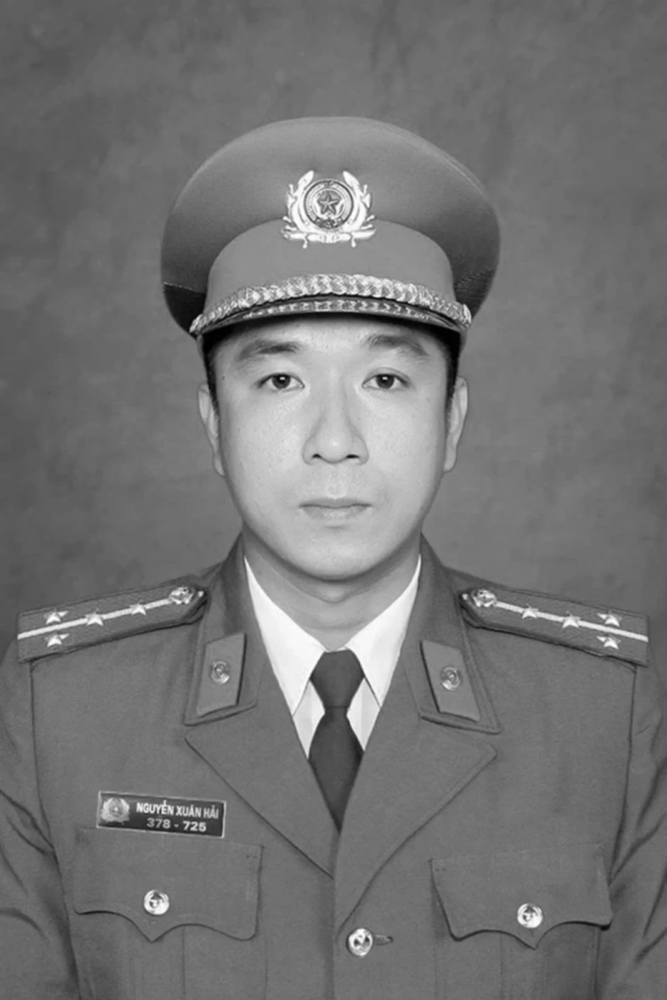 Đại úy công an hy sinh khi truy bắt 'cát tặc' ở Khánh Hòa Đại úy công an hy sinh khi truy bắt 'cát tặc' ở Khánh Hòa