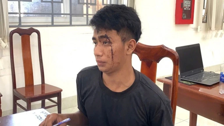 Đắk Lắk: Hai đối tượng trộm cắp xe ô-tô dù không biết lái Đắk Lắk: Hai đối tượng trộm cắp xe ô-tô dù không biết lái