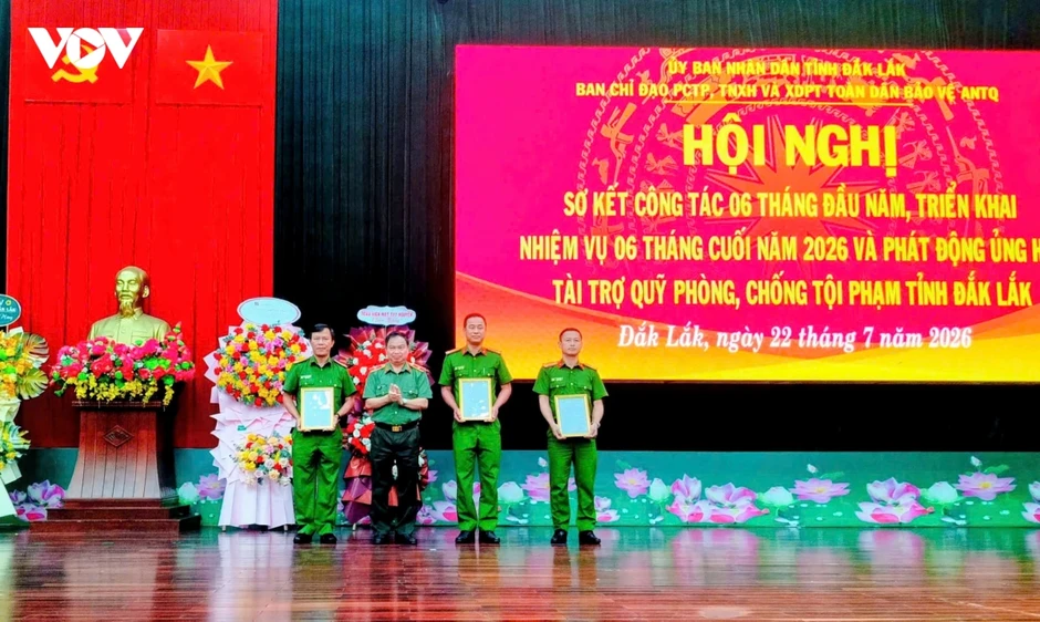 Đắk Lắk quyết tâm trấn áp các loại tội phạm, bảo đảm bình yên địa bàn Đắk Lắk quyết tâm trấn áp các loại tội phạm, bảo đảm bình yên địa bàn