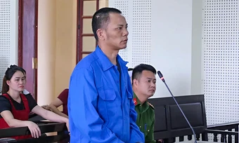Đâm chết bạn nhậu vì không nghe lời