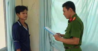 Đâm chết người vì mâu thuẫn rồi đến công an đầu thú