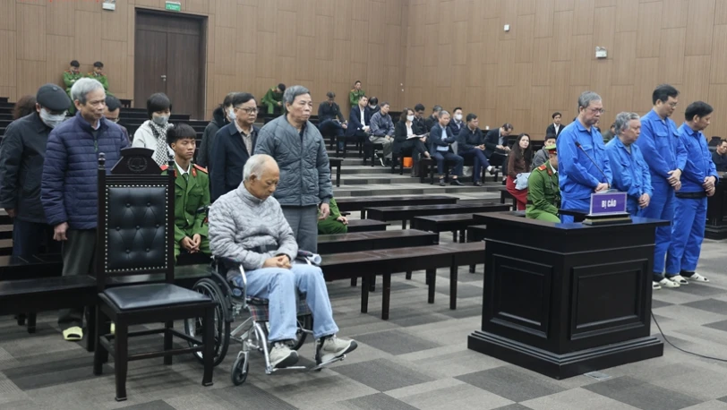 Dàn cựu lãnh đạo Tổng công ty Xi măng Việt Nam kháng cáo vụ trụ sở nghìn tỷ bỏ hoang Dàn cựu lãnh đạo Tổng công ty Xi măng Việt Nam kháng cáo vụ trụ sở nghìn tỷ bỏ hoang