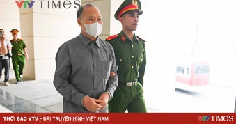 Dẫn giải cựu Thứ trưởng Hoàng Văn Thắng tới toà