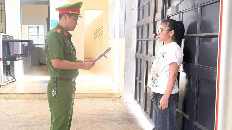 Đang được hoãn thi hành án, người phụ nữ tiếp tục lừa đảo Đang được hoãn thi hành án, người phụ nữ tiếp tục lừa đảo