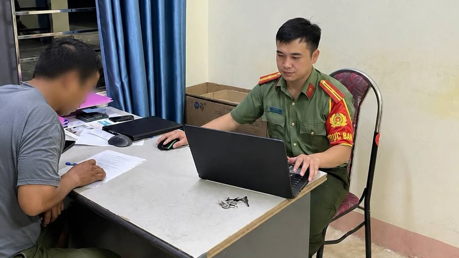 Đăng tải thông tin bịa đặt về mưa lũ để câu view, bị phạt 12,5 triệu đồng Đăng tải thông tin bịa đặt về mưa lũ để câu view, bị phạt 12,5 triệu đồng