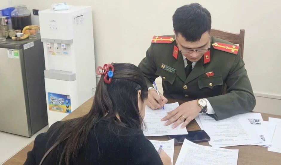 Đăng tin sai về bầu cử Quốc hội, người phụ nữ bị phạt 7,5 triệu Đăng tin sai về bầu cử Quốc hội, người phụ nữ bị phạt 7,5 triệu