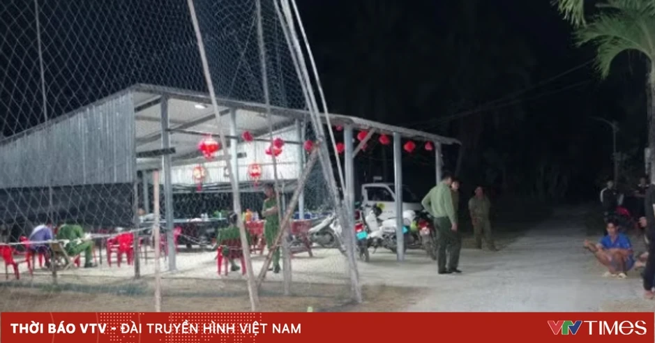 Đang xem bóng chuyền, người đàn ông bị đâm tử vong Đang xem bóng chuyền, người đàn ông bị đâm tử vong