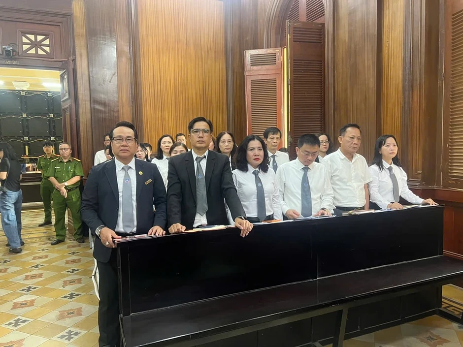 Đang xét xử cựu chủ tịch Quốc Cường Gia Lai vụ thâu tóm 'đất vàng' Đang xét xử cựu chủ tịch Quốc Cường Gia Lai vụ thâu tóm 'đất vàng'