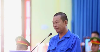 Đang xét xử kẻ bị cáo buộc sát hại 3 người trong gia đình người tình ở Tây Ninh
