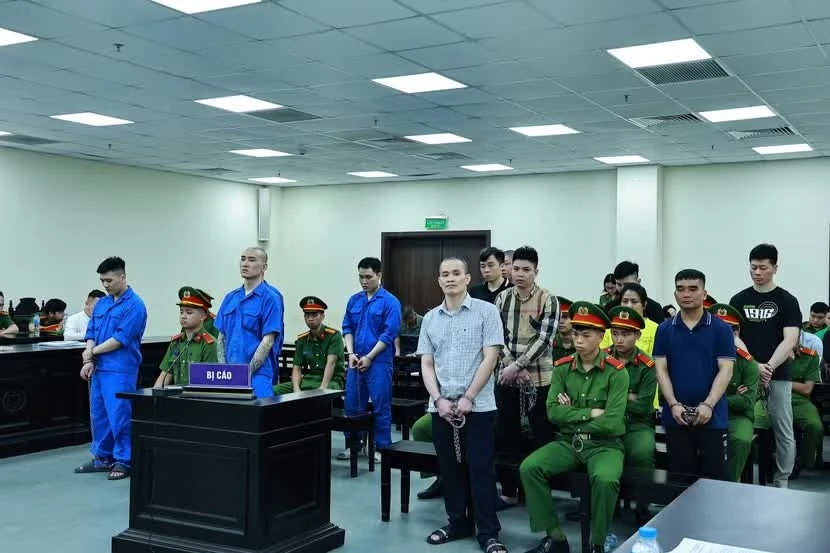 Đánh sập đường dây tội phạm ma túy do Hương 'mẩu' cầm đầu Đánh sập đường dây tội phạm ma túy do Hương 'mẩu' cầm đầu