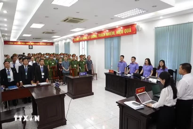 Đào Minh Quân, Lisa Phạm bị tuyên án tù chung thân Đào Minh Quân, Lisa Phạm bị tuyên án tù chung thân