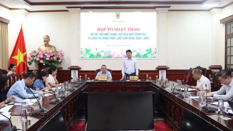 Đẩy mạnh xã hội hóa ứng dụng trí tuệ nhân tạo trong phổ biến pháp luật cho người dân, doanh nghiệp Đẩy mạnh xã hội hóa ứng dụng trí tuệ nhân tạo trong phổ biến pháp luật cho người dân, doanh nghiệp