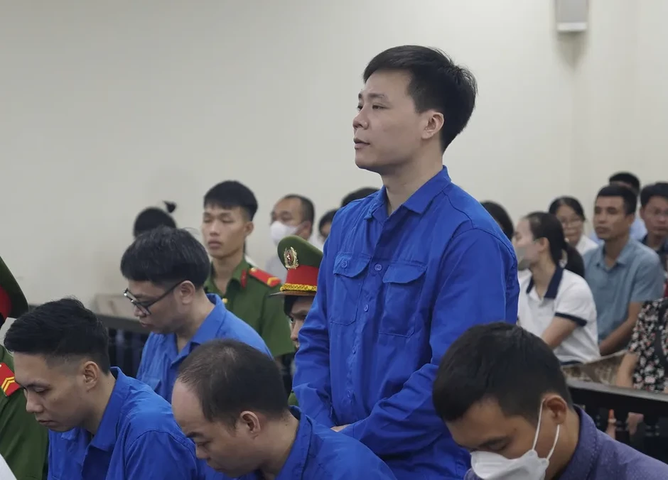 Đề nghị phạt 15-18 năm tù với chủ mưu đường dây sản xuất thực phẩm chức năng giả Đề nghị phạt 15-18 năm tù với chủ mưu đường dây sản xuất thực phẩm chức năng giả