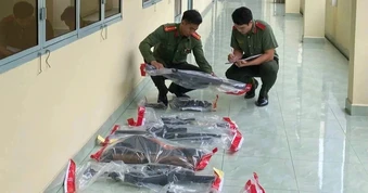 Đề nghị truy tố 10 bị can chế tạo, mua bán vũ khí quân dụng