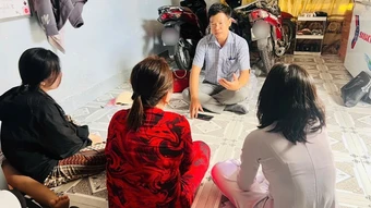 Đề nghị truy tố người cha xâm hại 2 con ruột