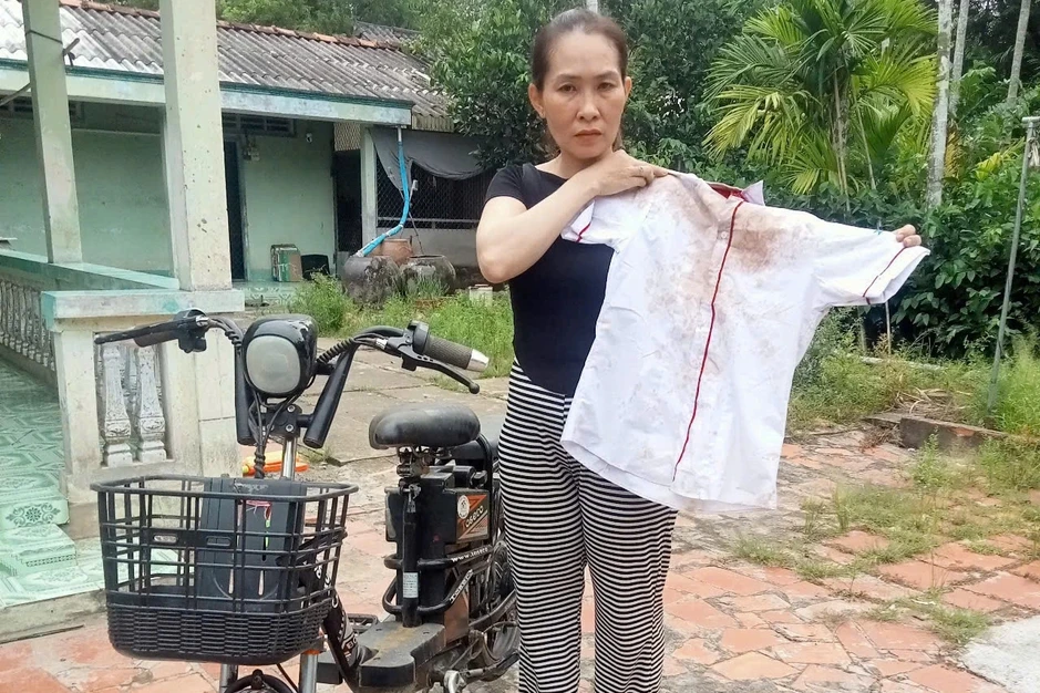 Đề nghị truy tố tài xế cán chết nữ sinh 14 tuổi ở Vĩnh Long Đề nghị truy tố tài xế cán chết nữ sinh 14 tuổi ở Vĩnh Long