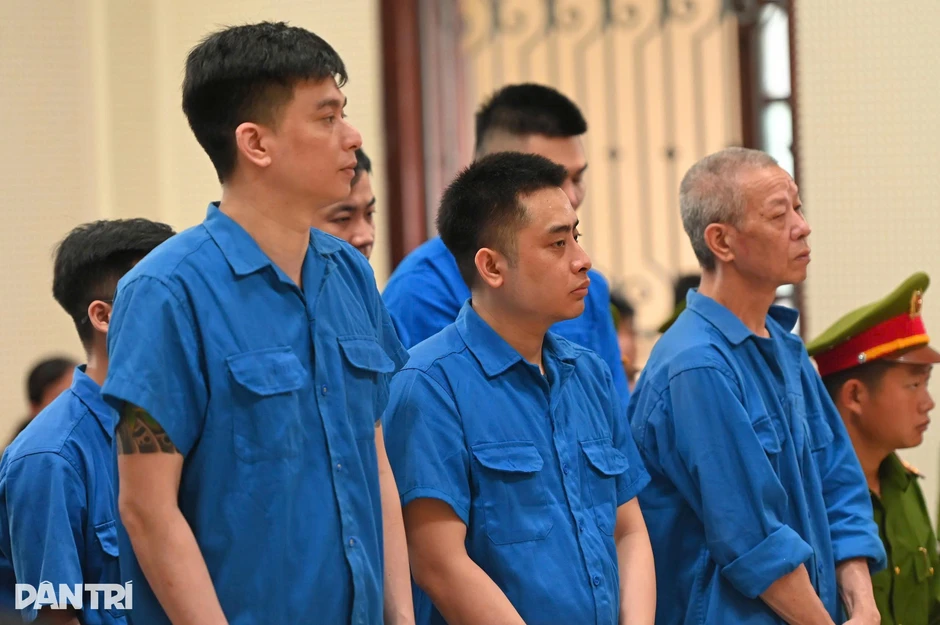 Đề nghị tử hình "trùm" ma túy Bùi Đình Khánh và 3 đồng phạm Đề nghị tử hình "trùm" ma túy Bùi Đình Khánh và 3 đồng phạm