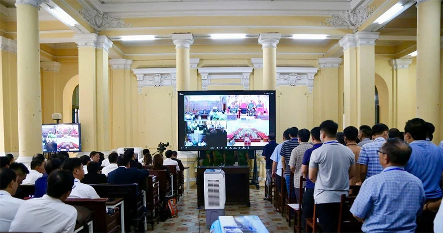 Đề xuất áp dụng mô hình '100 online' để giải quyết án ly hôn Đề xuất áp dụng mô hình '100 online' để giải quyết án ly hôn