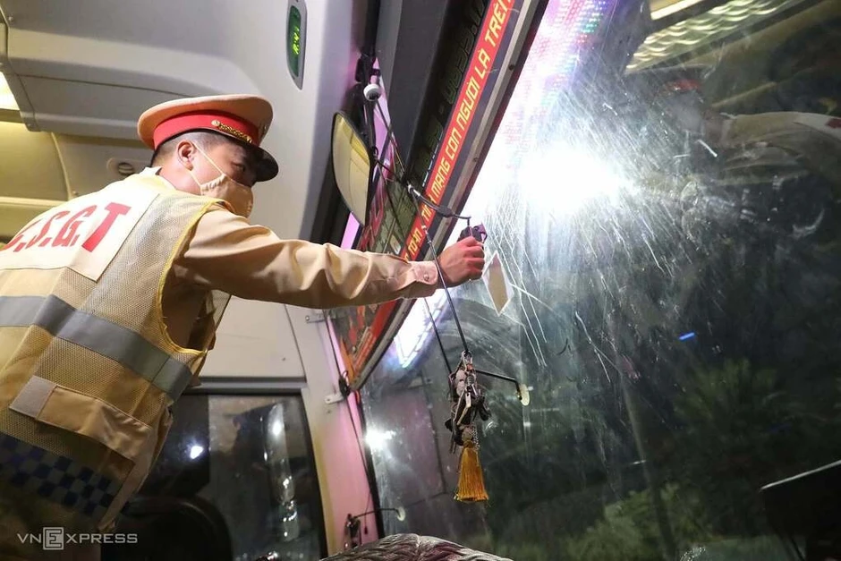 Đề xuất lắp camera ghi hình hành khách trên taxi để tăng cường an ninh Đề xuất lắp camera ghi hình hành khách trên taxi để tăng cường an ninh