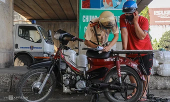 Đề xuất tăng 15 lần mức phạt tiền trong quyền hạn của CSGT