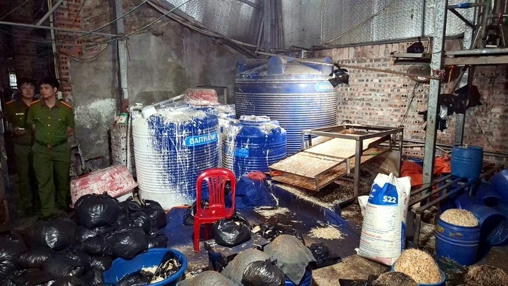 Đề xuất tăng án tù tội vu khống, quảng cáo gian dối Đề xuất tăng án tù tội vu khống, quảng cáo gian dối