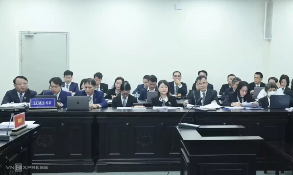 'Đề xuất thu hồi chứng chỉ sau 12 tháng không hành nghề có thể thiệt cho luật sư nữ' 'Đề xuất thu hồi chứng chỉ sau 12 tháng không hành nghề có thể thiệt cho luật sư nữ'