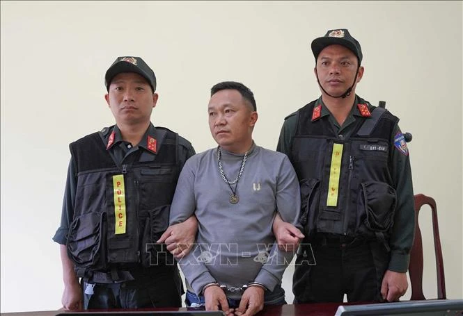 Điện Biên: Khởi tố đối tượng bán thuốc trái phép trên không gian mạng Điện Biên: Khởi tố đối tượng bán thuốc trái phép trên không gian mạng