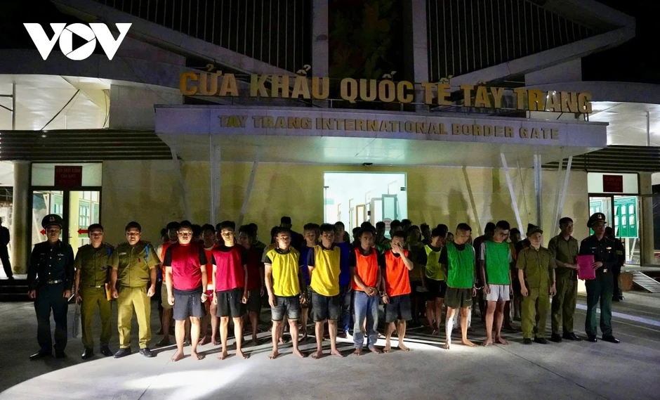 Điện Biên triệt phá đường dây lừa đảo công nghệ xuyên quốc gia, bắt 59 đối tượng Điện Biên triệt phá đường dây lừa đảo công nghệ xuyên quốc gia, bắt 59 đối tượng