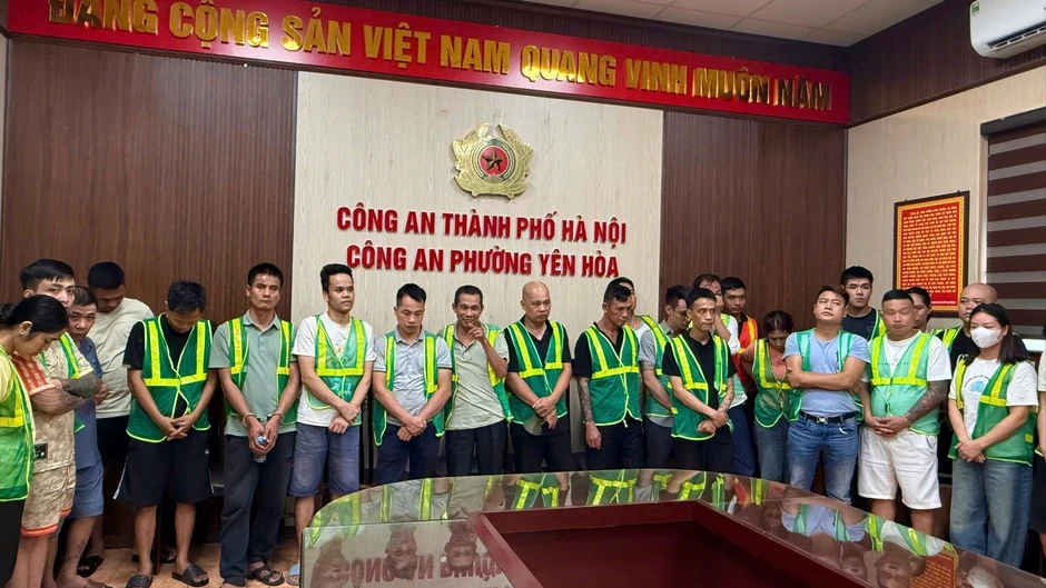Diễn viên Kiều Thanh bị bắt trong vụ án ma túy lớn tại Hà Nội Diễn viên Kiều Thanh bị bắt trong vụ án ma túy lớn tại Hà Nội