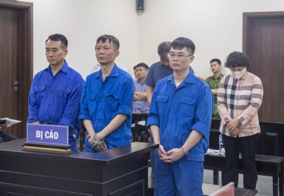 Điều tra bổ sung vụ cựu chủ tịch phường, cán bộ quận 'bảo kê' xây nhà trái phép Điều tra bổ sung vụ cựu chủ tịch phường, cán bộ quận 'bảo kê' xây nhà trái phép
