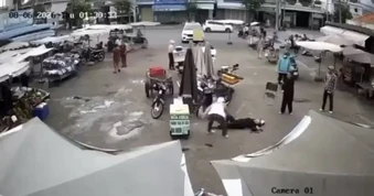 Điều tra vụ người phụ nữ bị đâm trọng thương ở chợ Hòa Long