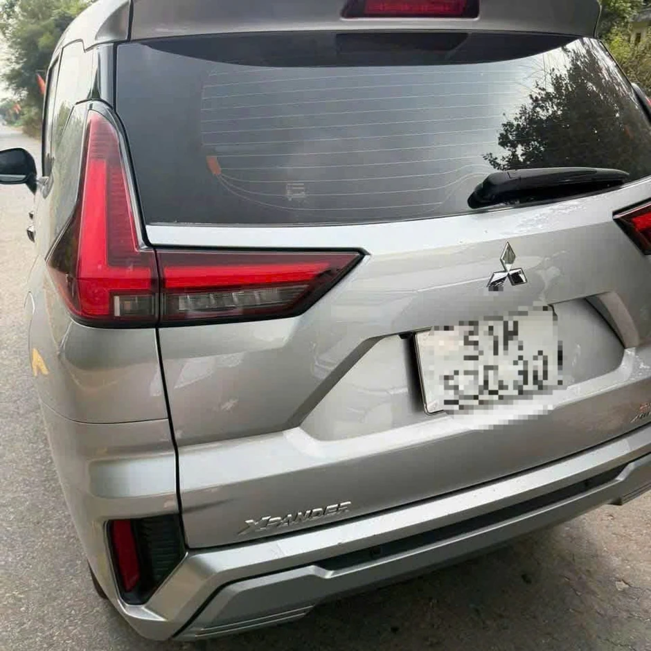 Điều tra vụ ô tô 'bốc hơi' khi đỗ tại khu vực công viên ở Tây Ninh Điều tra vụ ô tô 'bốc hơi' khi đỗ tại khu vực công viên ở Tây Ninh