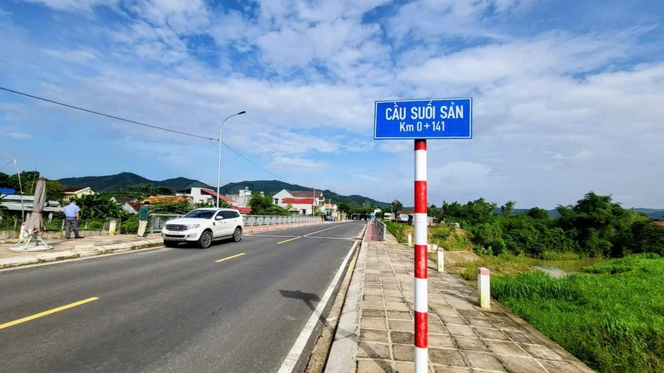 Doanh nghiệp kiện UBND tỉnh Đắk Lắk yêu cầu trả hơn 900 tỉ đồng Doanh nghiệp kiện UBND tỉnh Đắk Lắk yêu cầu trả hơn 900 tỉ đồng