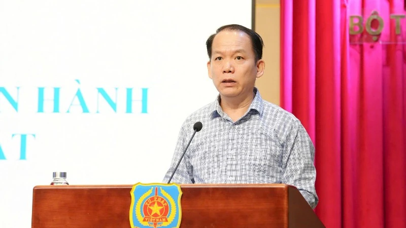 Đổi mới mạnh mẽ, cải cách toàn diện quy trình lập pháp đáp ứng yêu cầu phát triển mới Đổi mới mạnh mẽ, cải cách toàn diện quy trình lập pháp đáp ứng yêu cầu phát triển mới