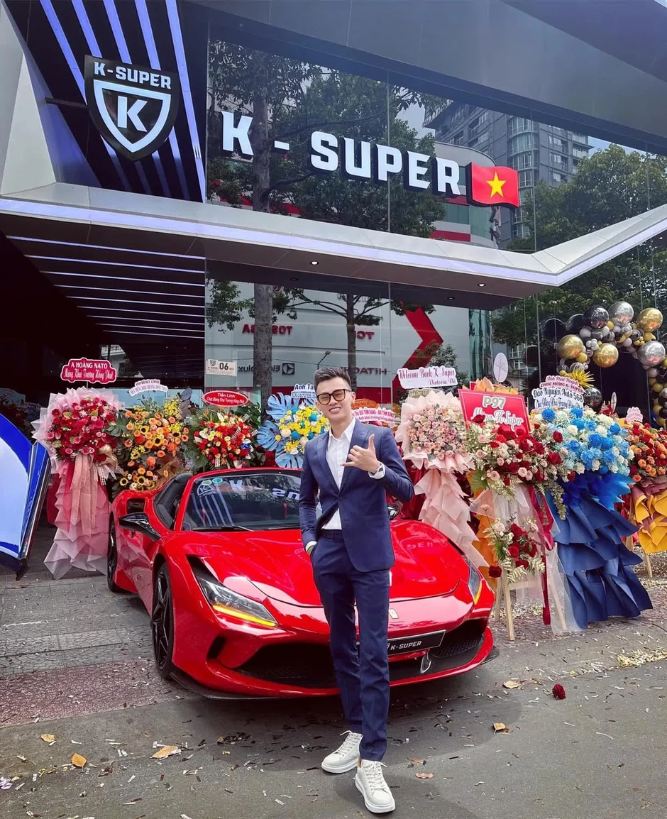 Dời ngày xét xử Phan Công Khanh ‘ trùm siêu xe ’ sang 18 / 9 vì luật sư bận phiên tòa khác Dời ngày xét xử Phan Công Khanh ‘ trùm siêu xe ’ sang 18 / 9 vì luật sư bận phiên tòa khác