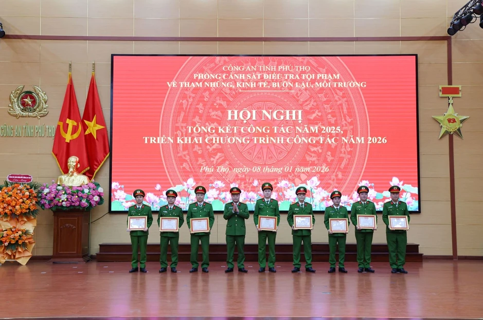 Đơn vị công an ở Phú Thọ được đề xuất tặng danh hiệu Anh hùng LLVT Đơn vị công an ở Phú Thọ được đề xuất tặng danh hiệu Anh hùng LLVT