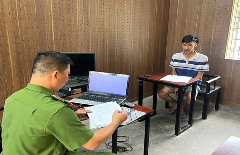 Đồng Nai: Khởi tố, bắt tạm giam nghi can gây tai nạn rồi bỏ trốn Đồng Nai: Khởi tố, bắt tạm giam nghi can gây tai nạn rồi bỏ trốn
