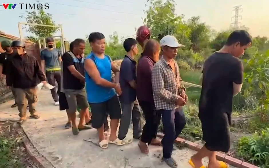 Đồng Nai triệt xóa điểm đánh bạc tại Đại Phước, tạm giữ 7 người Đồng Nai triệt xóa điểm đánh bạc tại Đại Phước, tạm giữ 7 người
