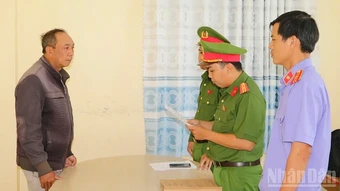 Đồng Tháp: Khởi tố đối tượng sản xuất, buôn bán cà-phê giả