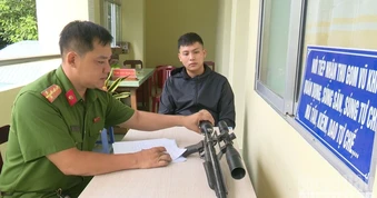 Đồng Tháp xử lý nghiêm hành vi sử dụng vũ khí, công cụ hỗ trợ trái phép