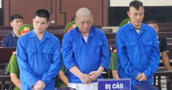 Dựng kịch bản chiếm đoạt gần 16 tấn sầu riêng, 3 bị cáo lĩnh 43 năm tù