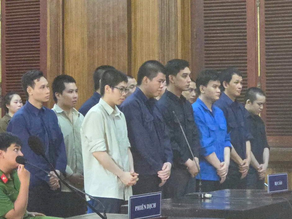 Đứng sau chiêu bôi nhọ danh dự khách vay ở 18 ngân hàng, app tài chính là một công ty luật Đứng sau chiêu bôi nhọ danh dự khách vay ở 18 ngân hàng, app tài chính là một công ty luật