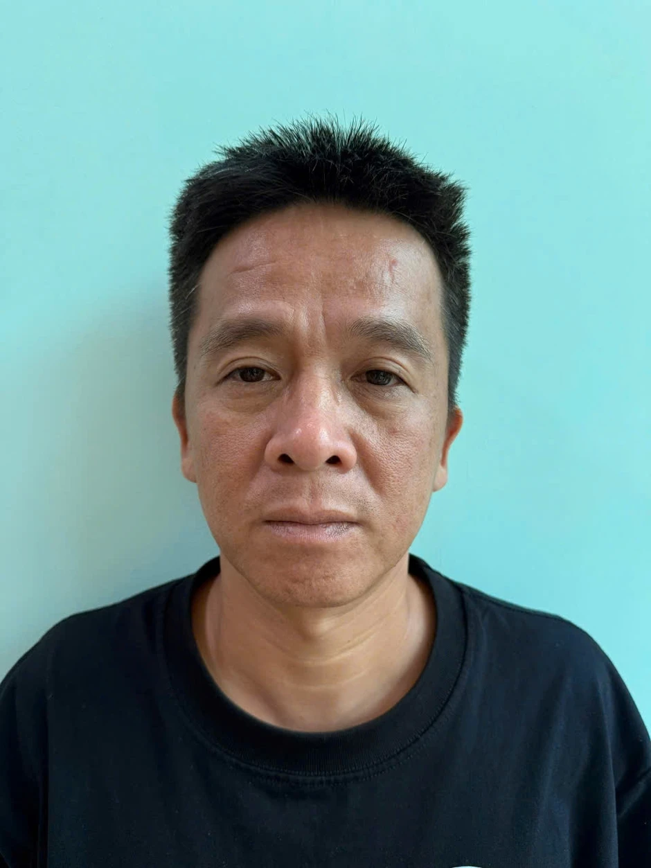 Đường dây buôn lậu thuốc nhúng sầu riêng trị giá hơn 4,5 tỷ đồng bị khởi tố Đường dây buôn lậu thuốc nhúng sầu riêng trị giá hơn 4,5 tỷ đồng bị khởi tố