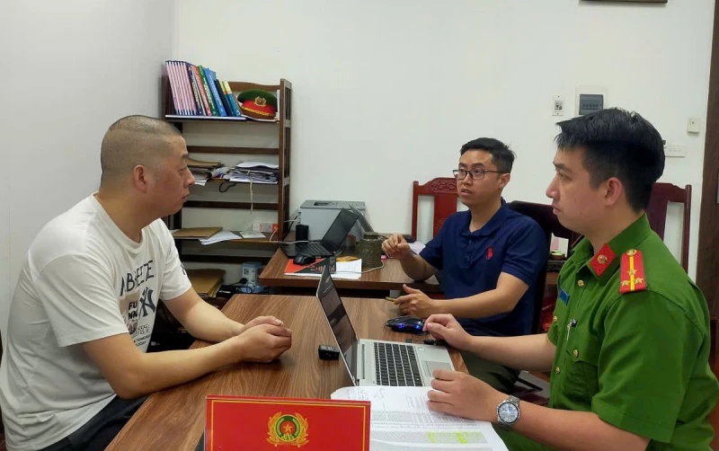 Đường dây lừa đảo xuyên quốc gia núp bóng sàn thương mại điện tử “Merry Trade” Đường dây lừa đảo xuyên quốc gia núp bóng sàn thương mại điện tử “Merry Trade”