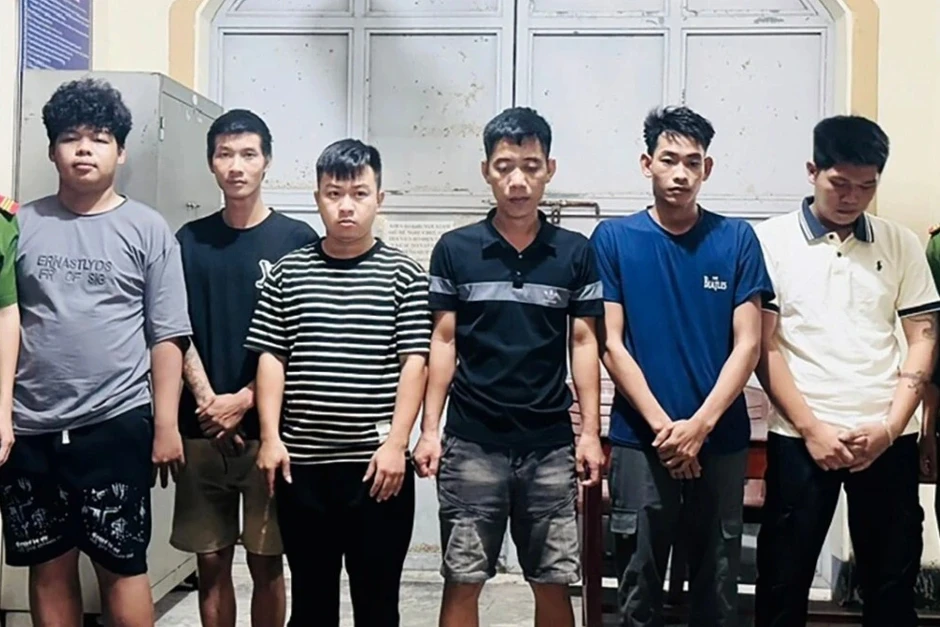 Đường dây ma túy "cỏ" nhắm vào học sinh, công nhân, giao dịch 10 tỷ đồng