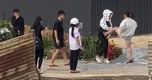Em gái 13 tuổi bị bạn hành hung vì không trả 500.000 đồng