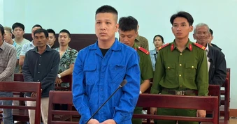 Gã đàn ông “phê thuốc” tấn công CSGT lĩnh án tù